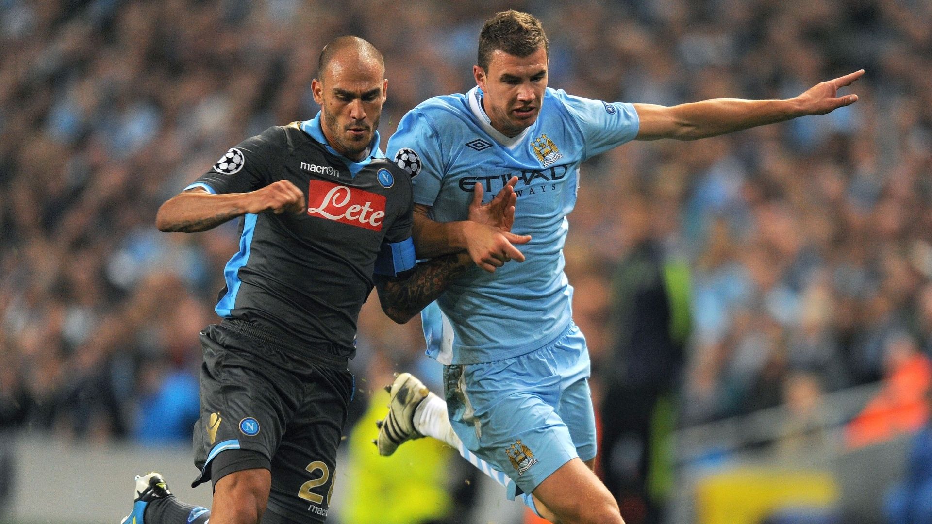 Edin Dzeko Paolo Cannavaro Manchester City Napoli Champions League