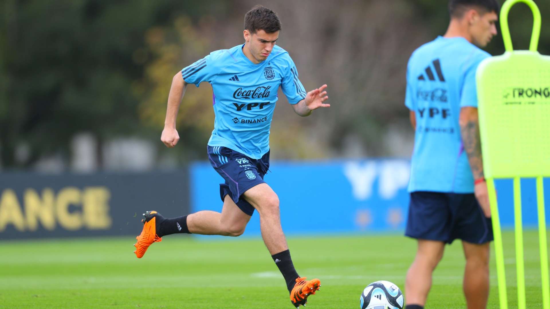 Maximo Perrone Argentina Sub 20 Entrenamiento 2023