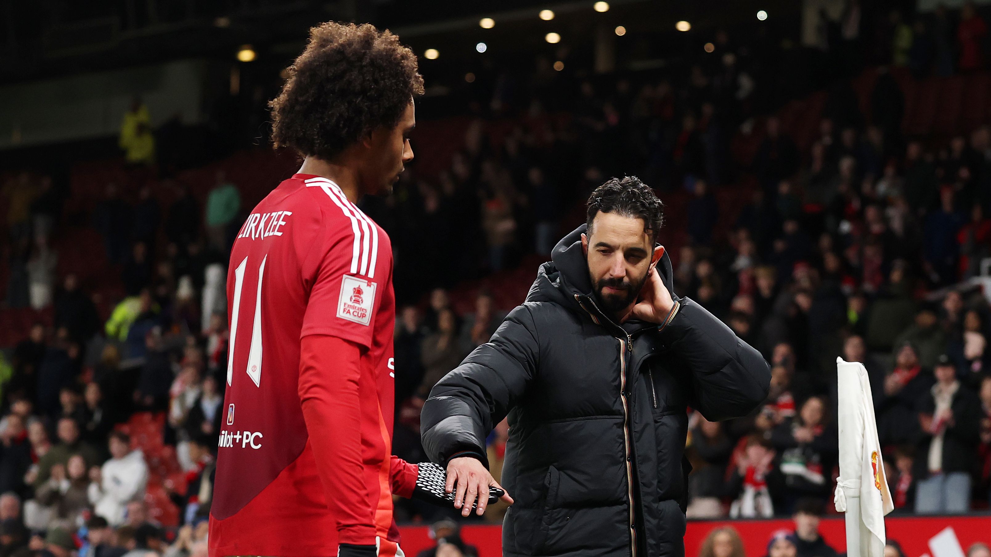 Joshua Zirkzee Ruben Amorim