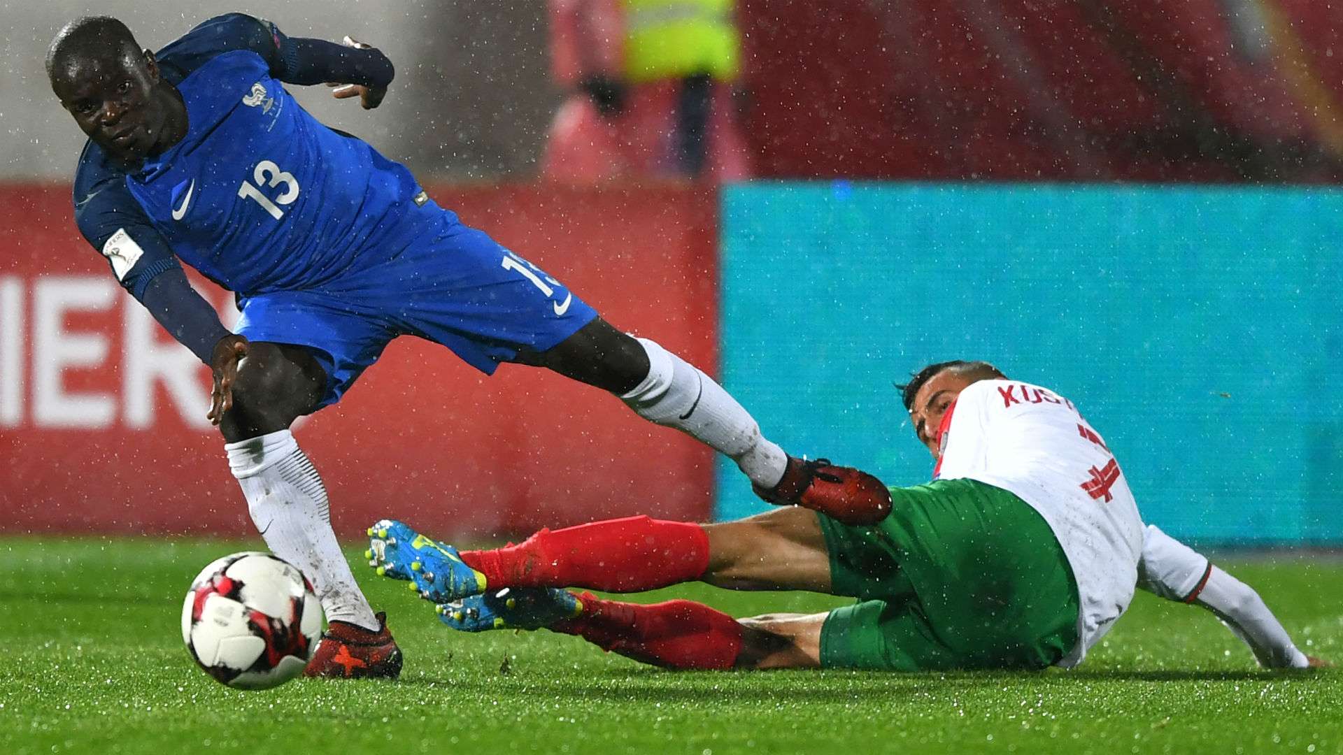 N'Golo Kante Bulgaria France Wolrd Cup 07102017