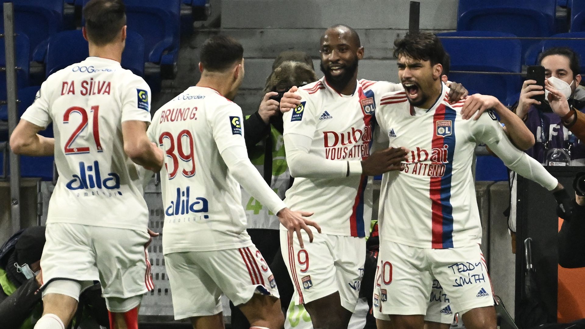 Lucas Paqueta Moussa Dembele Lyon PSG Ligue 1 09012022