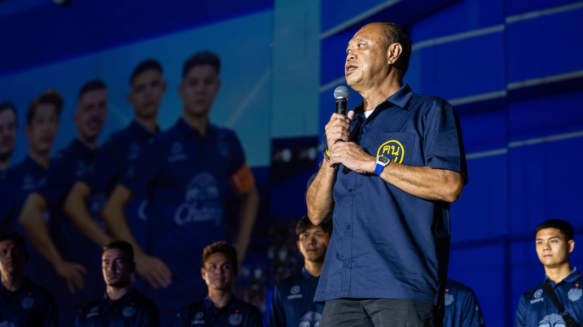 เนวิน ชิดชอบ