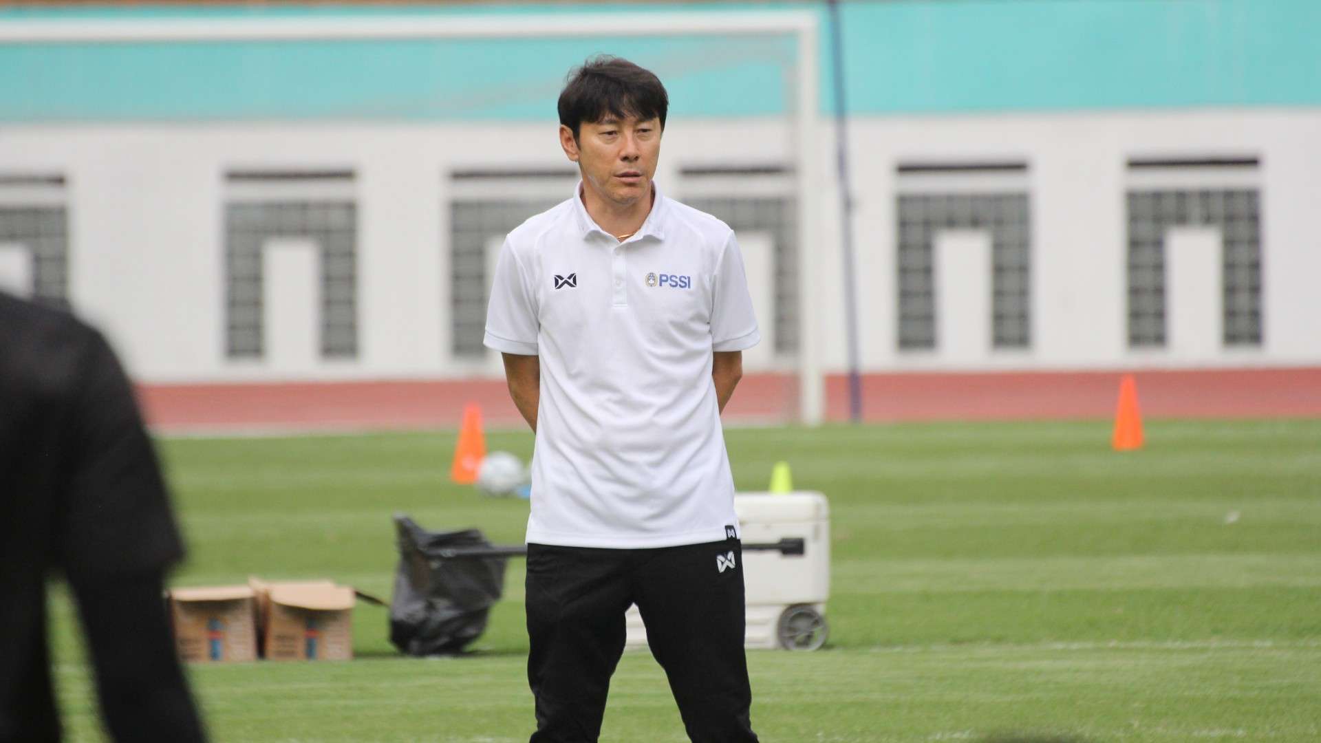 Shin Tae-Yong Timnas Indonesia U-19 Warrix