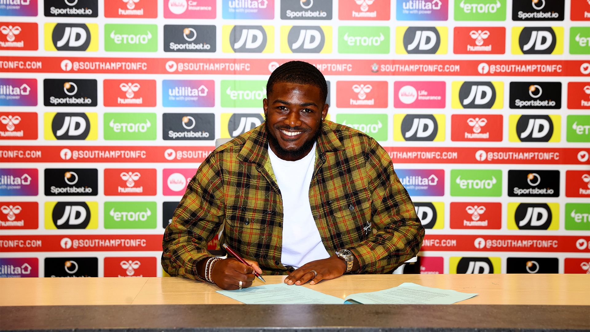 Maitland Niles Southampton 2022-2