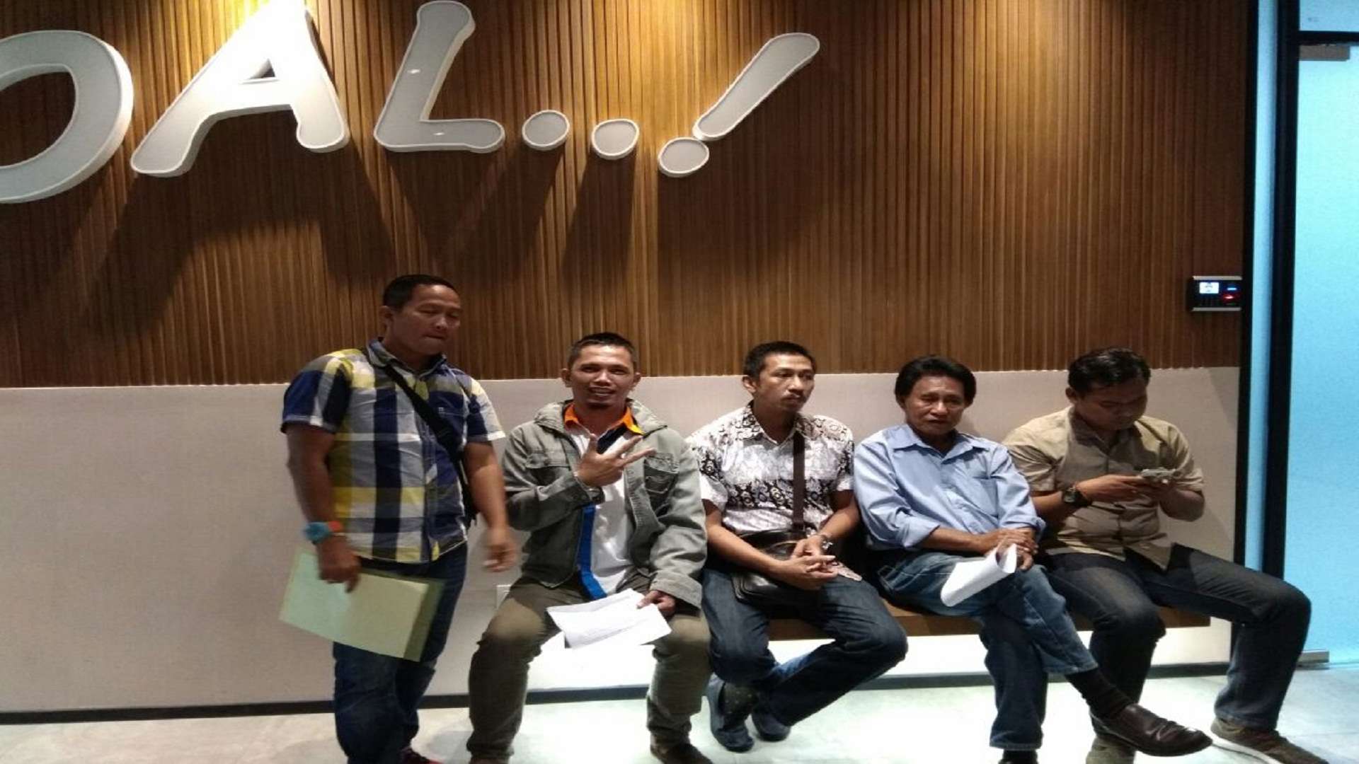 Anggota Asprov PSSI DKI Jakarta Sampaikan Mosi Tak Percaya ke kantor PSSI Pusat
