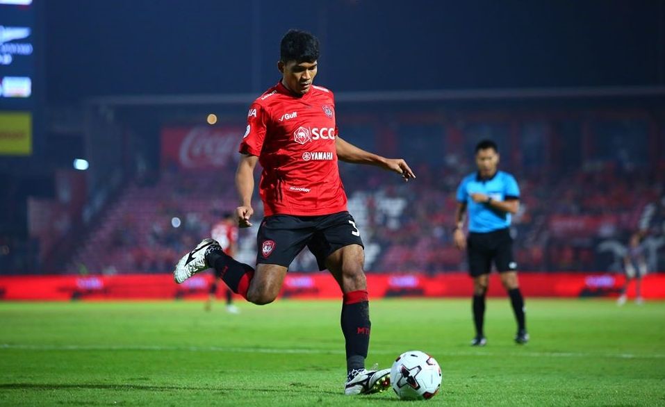 วัฒนา พลายนุ่ม