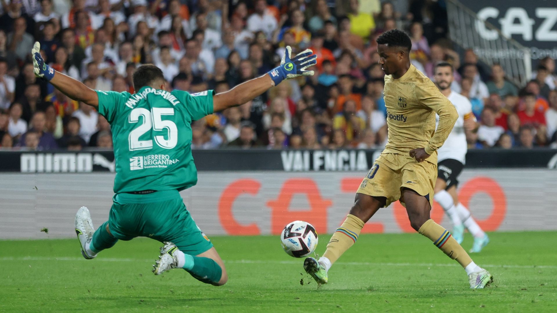 Ansu Fati Valencia Barcelona 2022-23