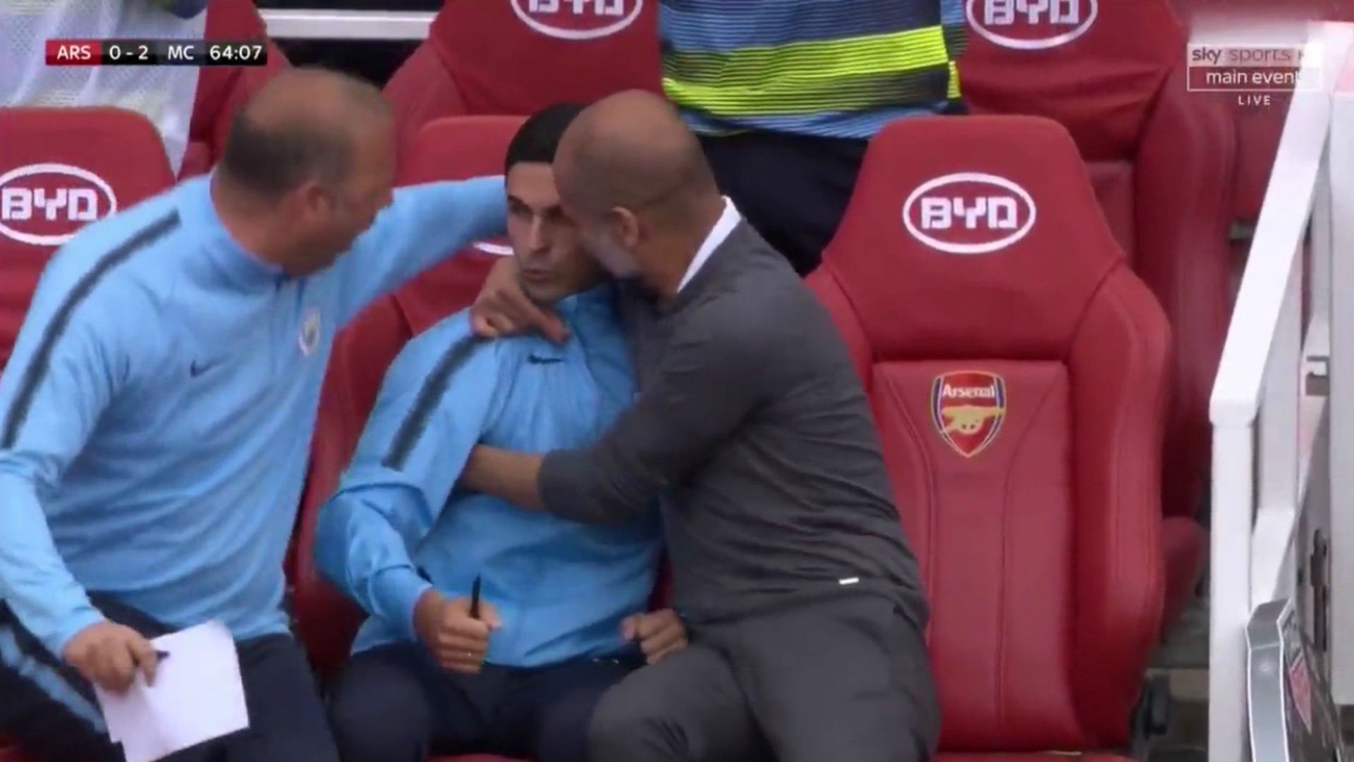 Mikel Arteta celebration screengrab