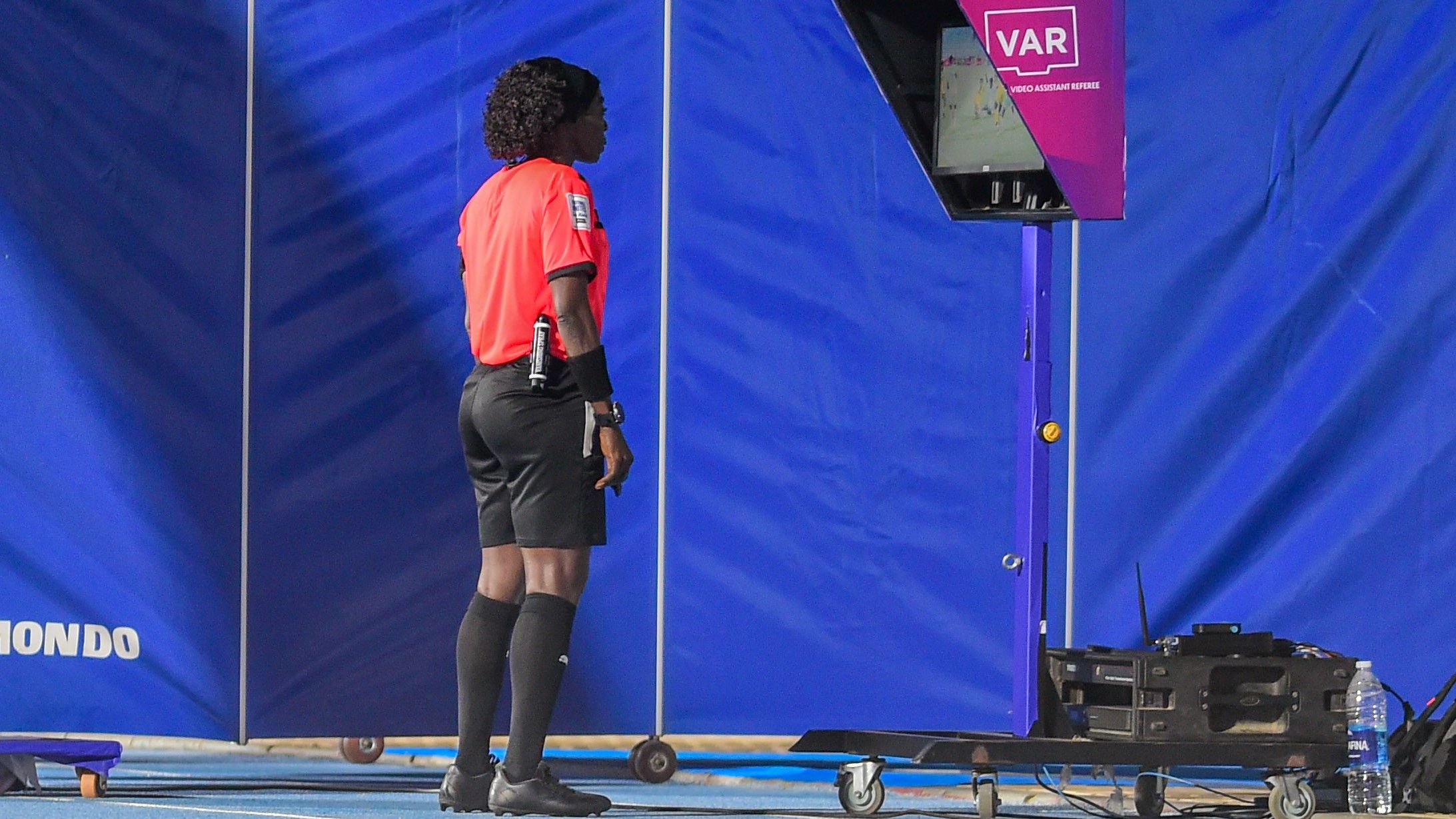 VAR, November 2025