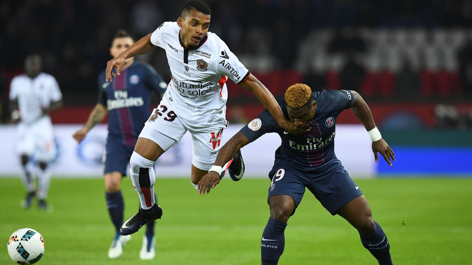 PSG Nice Dalbert Aurier