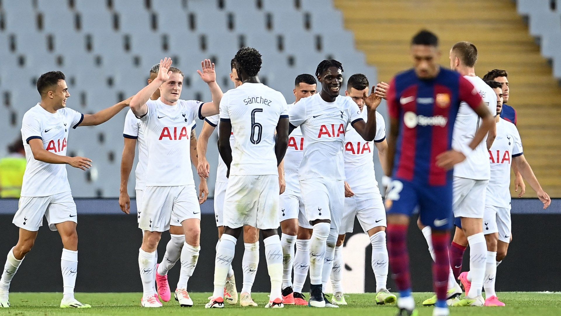Tottenham celebrate 2023-24