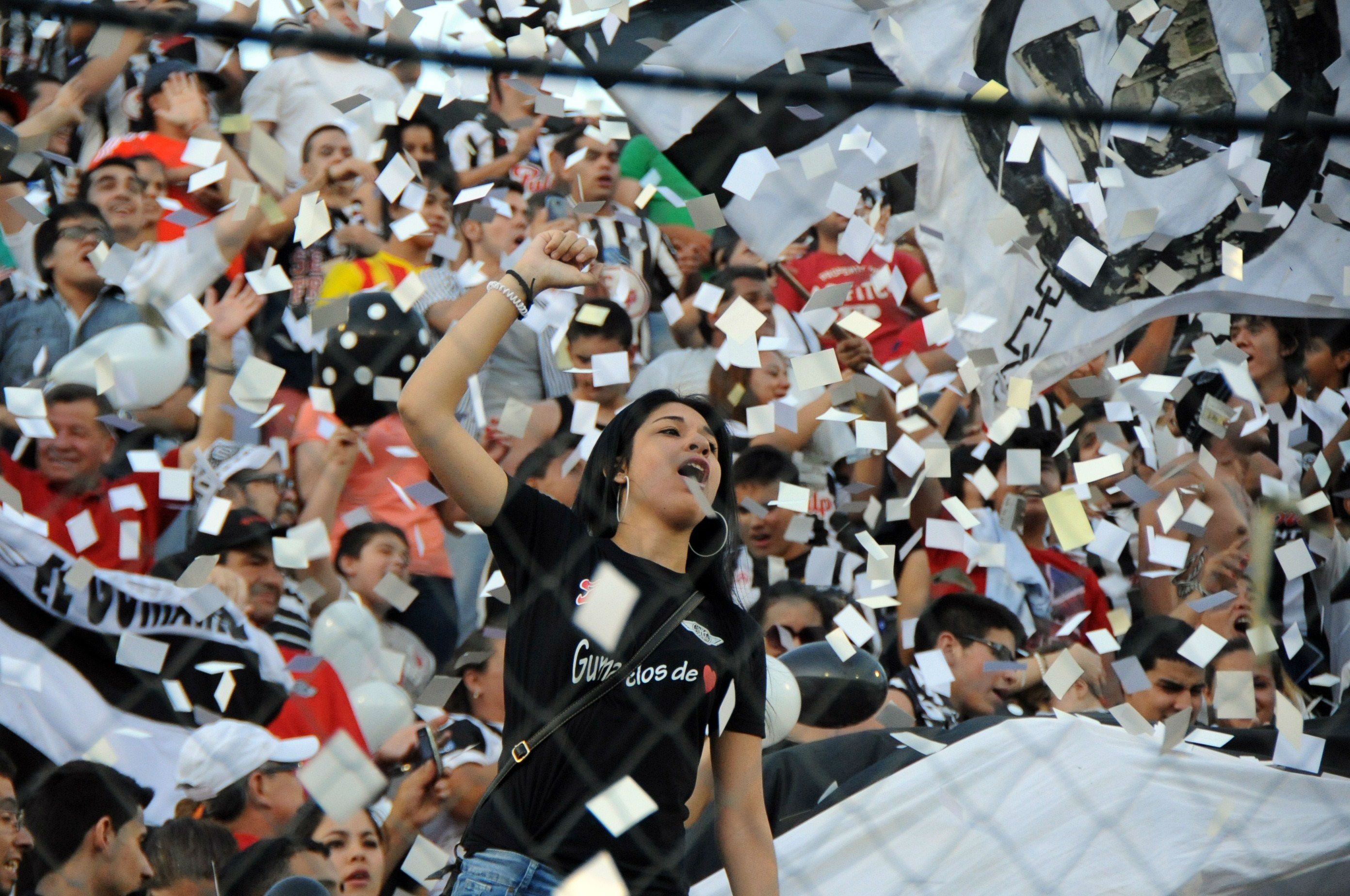 Libertad Fans (Paraguay) 23-10-19
