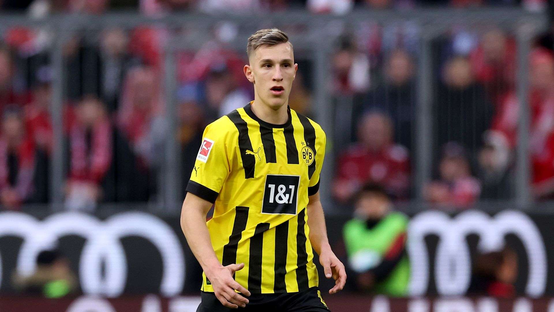 Nico Schlotterbeck Dortmund 04012023