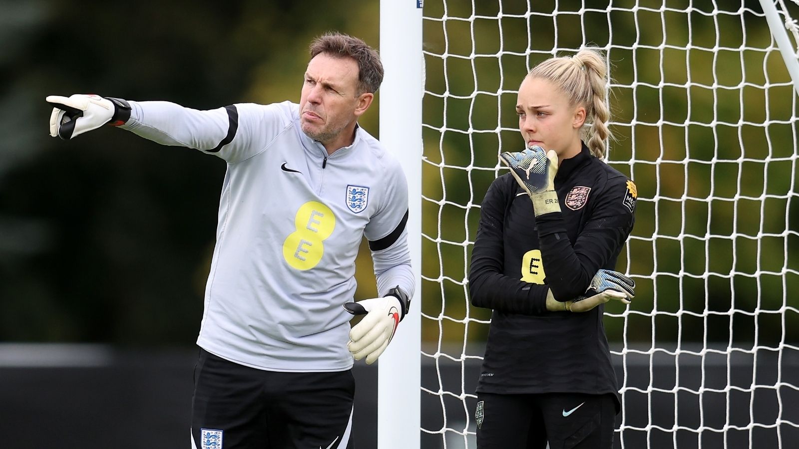 Ellie Roebuck England Women 2022