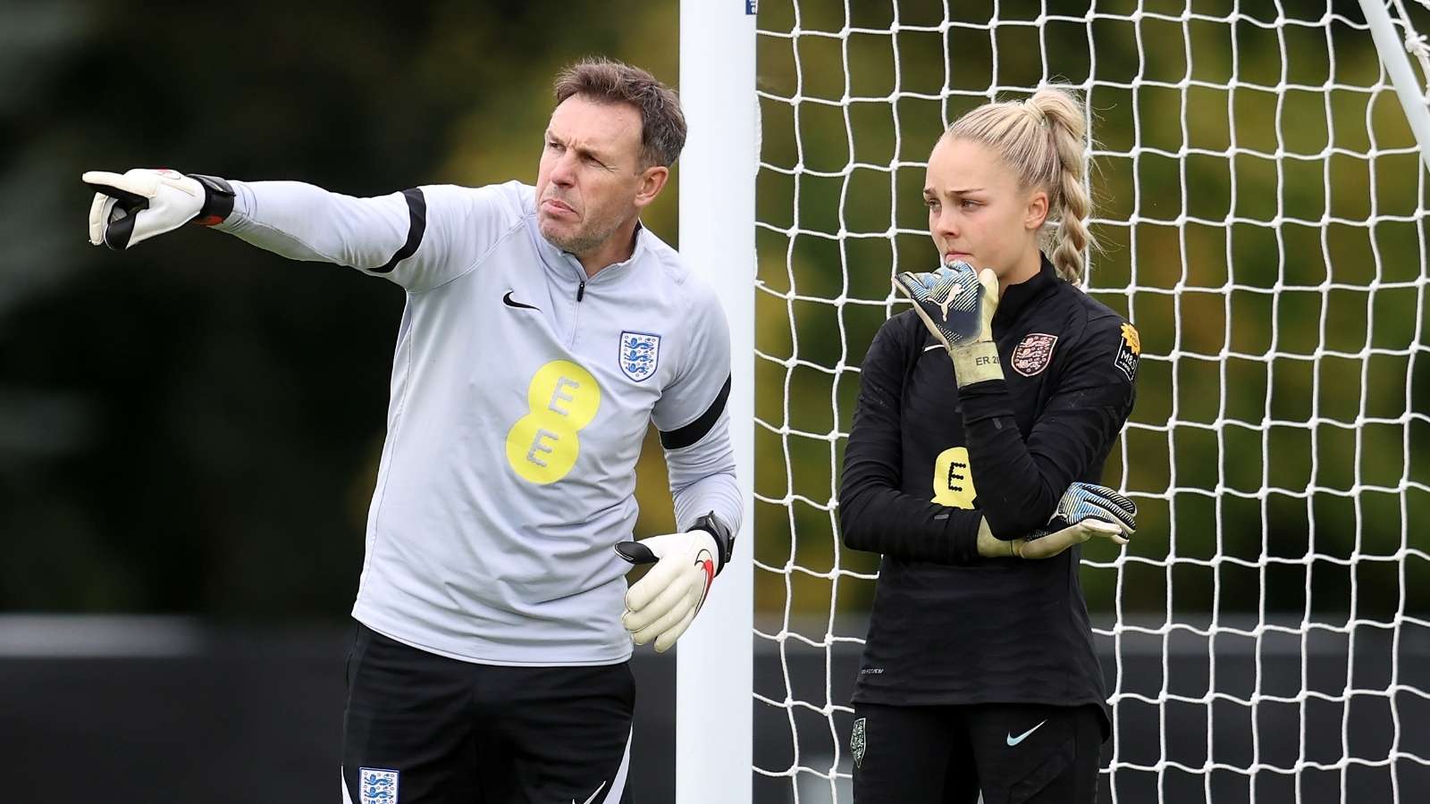 Ellie Roebuck England Women 2022