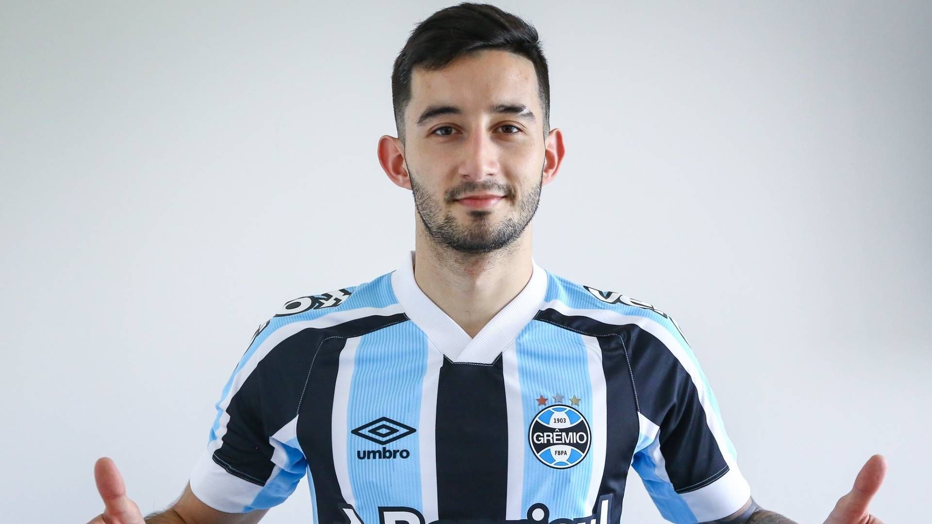 Villasanti Grêmio contratação 12/08