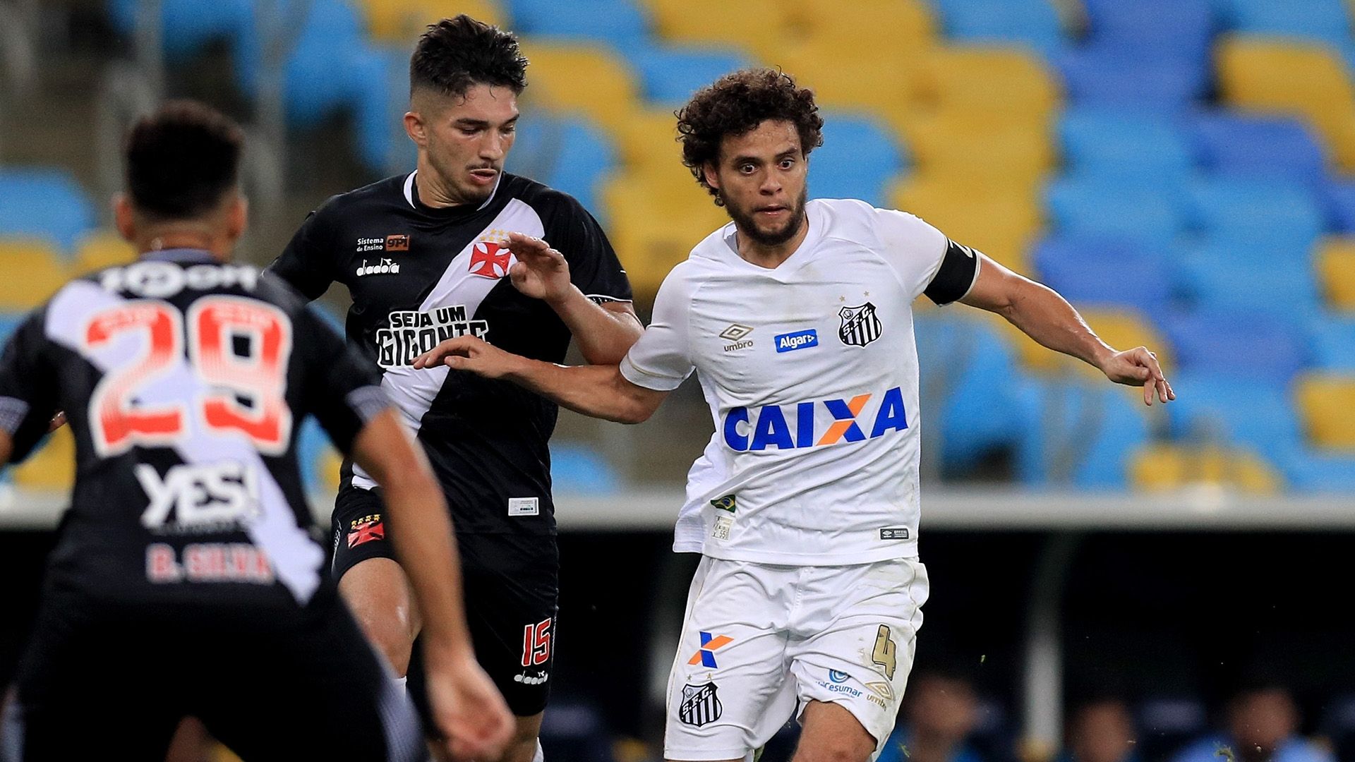 Victor Ferraz Andrey Vasco Santos Brasileirao Serie A 01092018