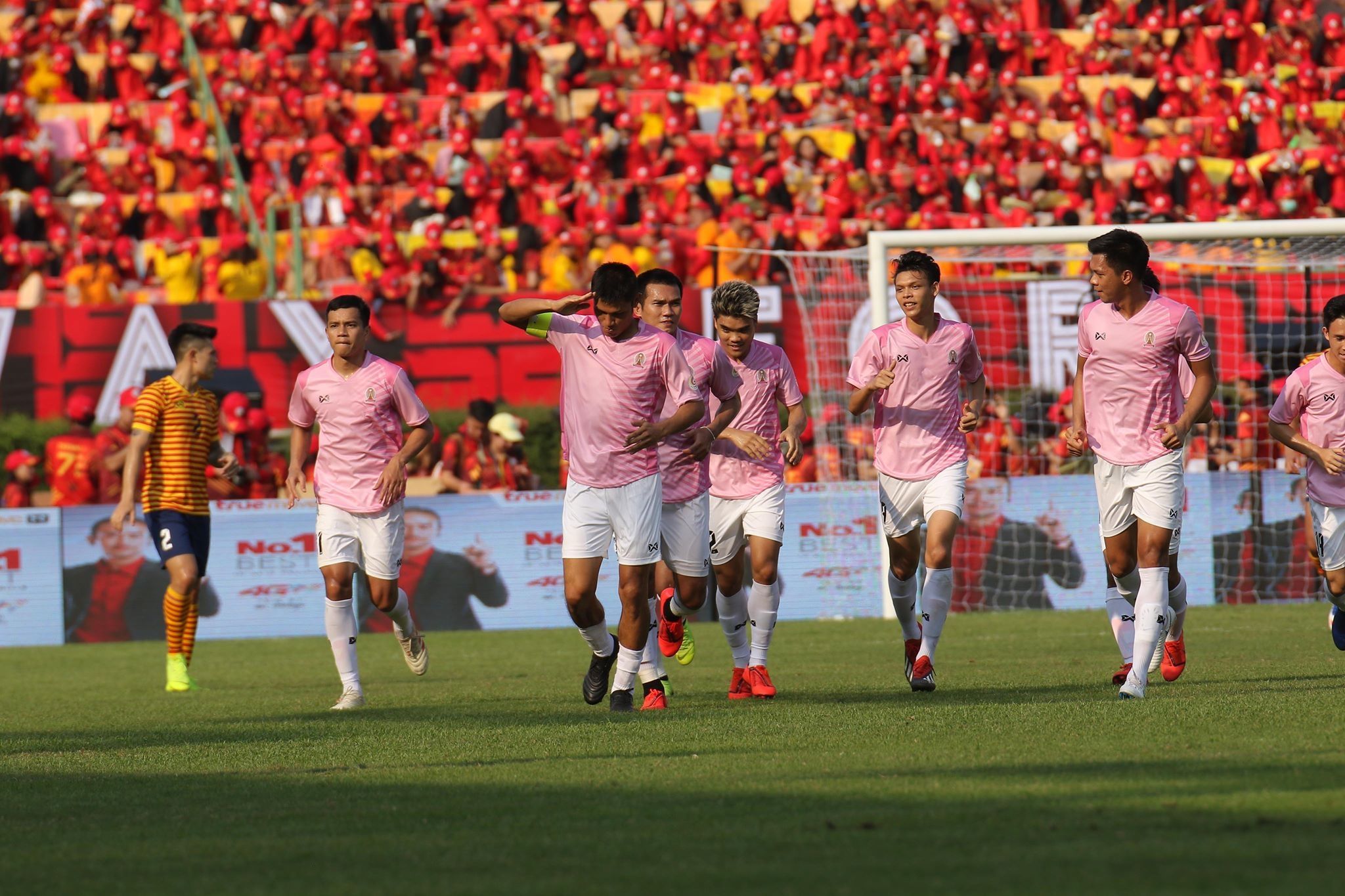 ฟุตบอลประเพณี จุฬา-ธรรมศาสตร์