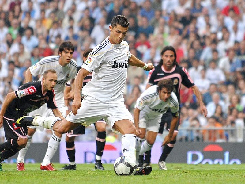Galacticos Cristiano Ronaldo Real Madrid Deportivo 2009 Debut