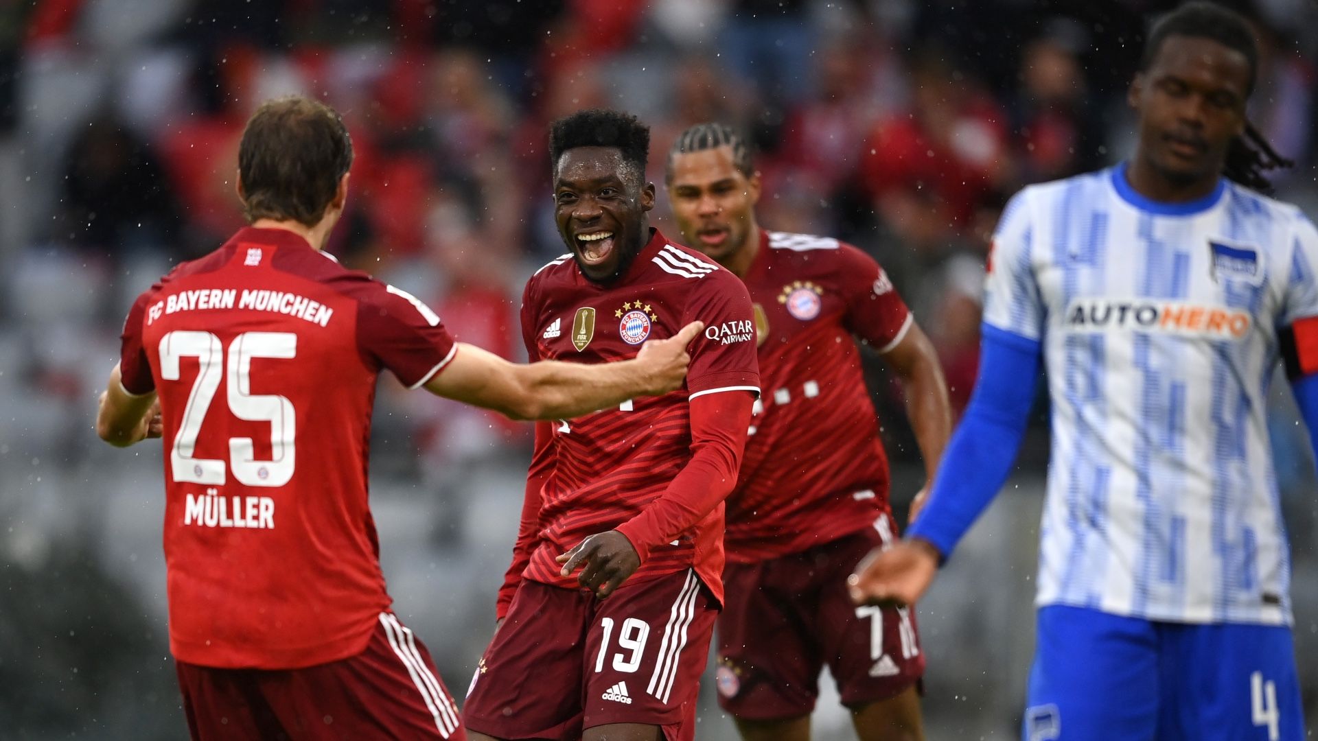 Alphonso Davies FC Bayern Hertha Bundesliga 28082021