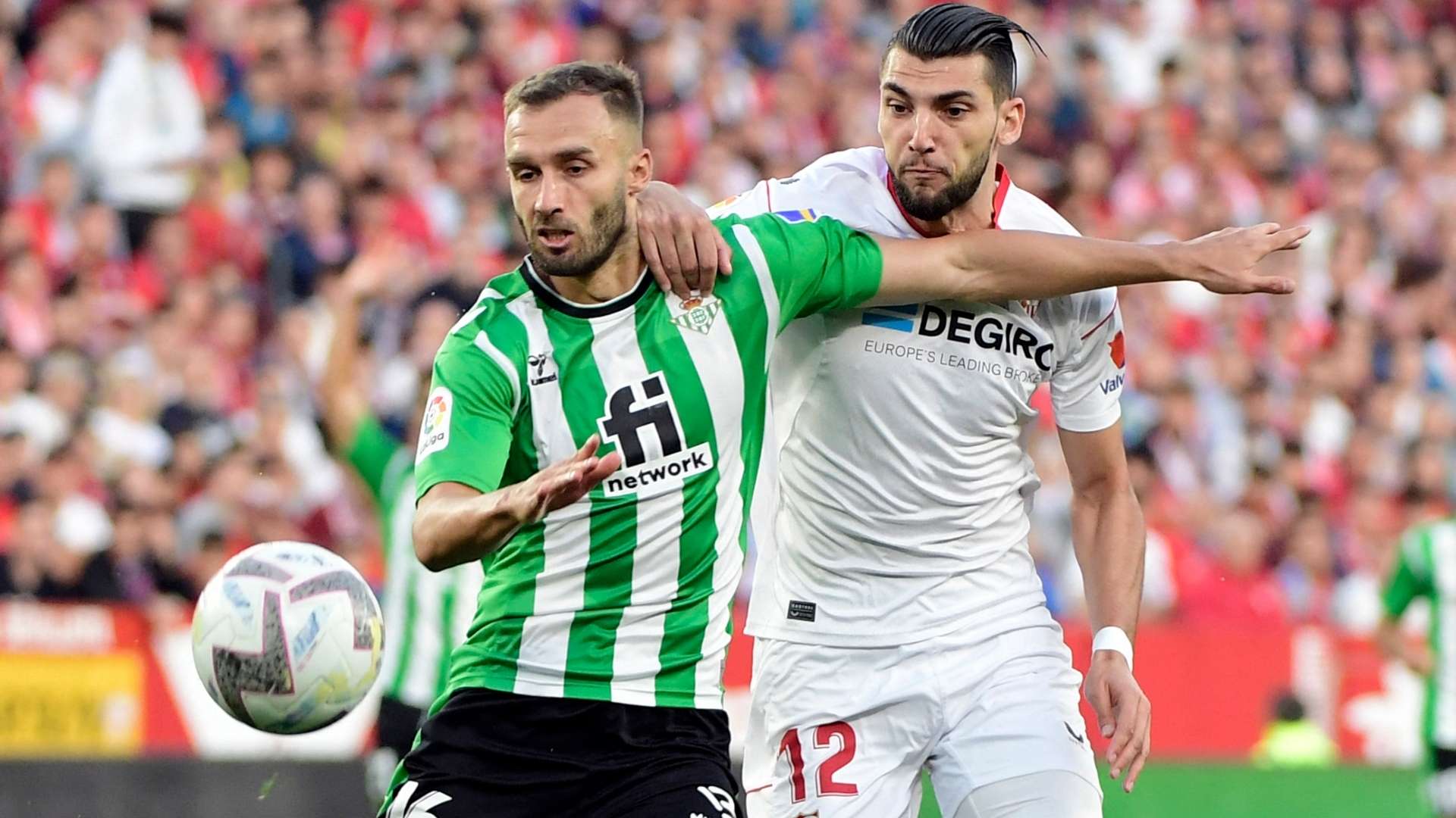PEZZELLA RAFA MIR SEVILLA BETIS LALIGA 2022-23