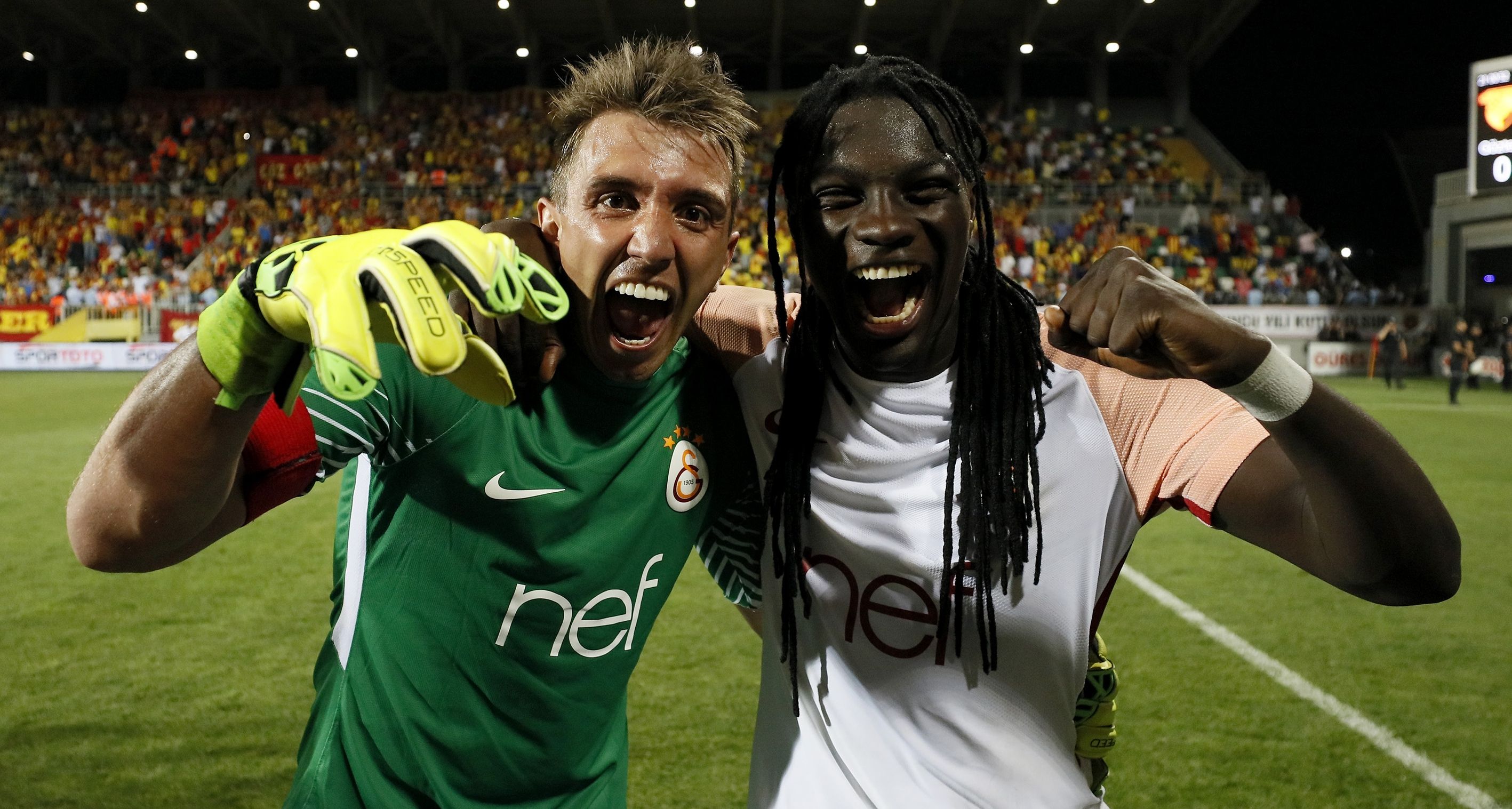 Fernando Muslera Bafetimbi Gomis Galatasaray