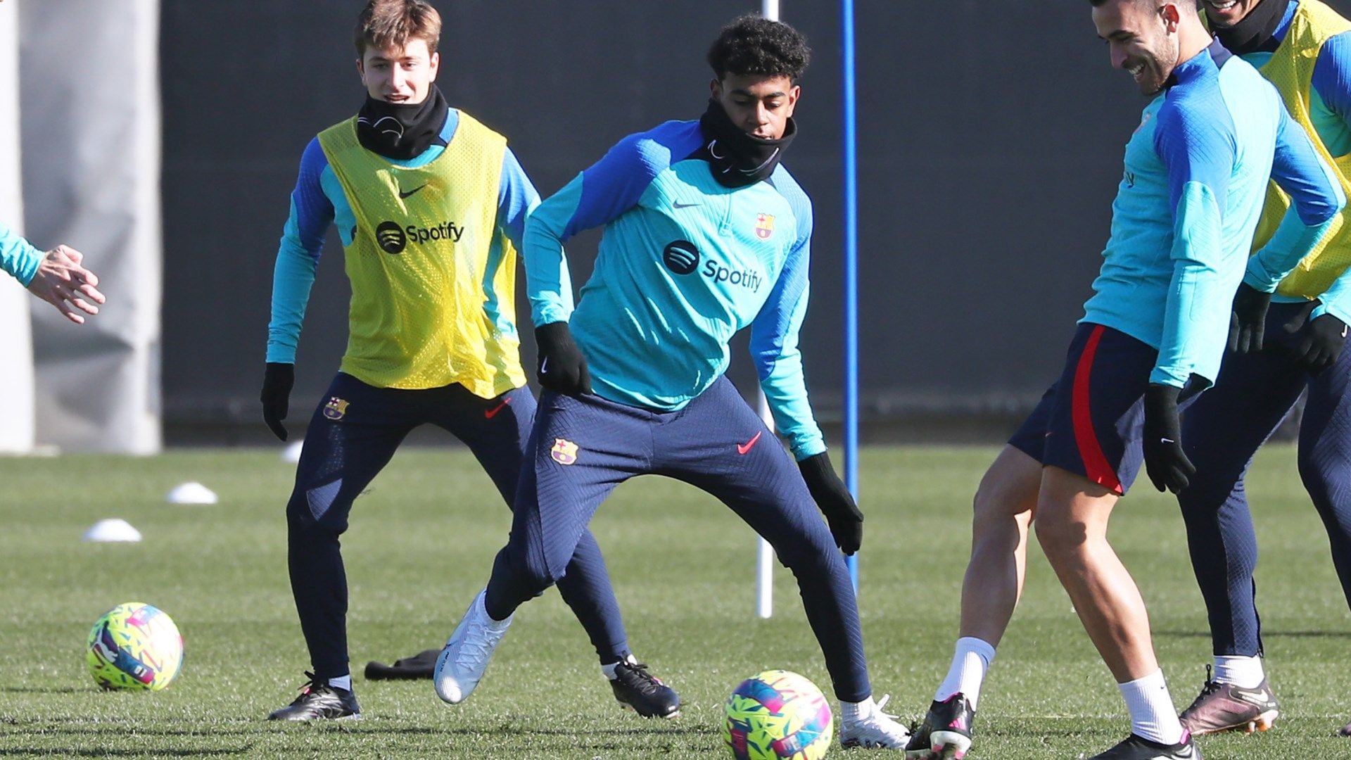 Lamine Yamal Barcelona 2022-23