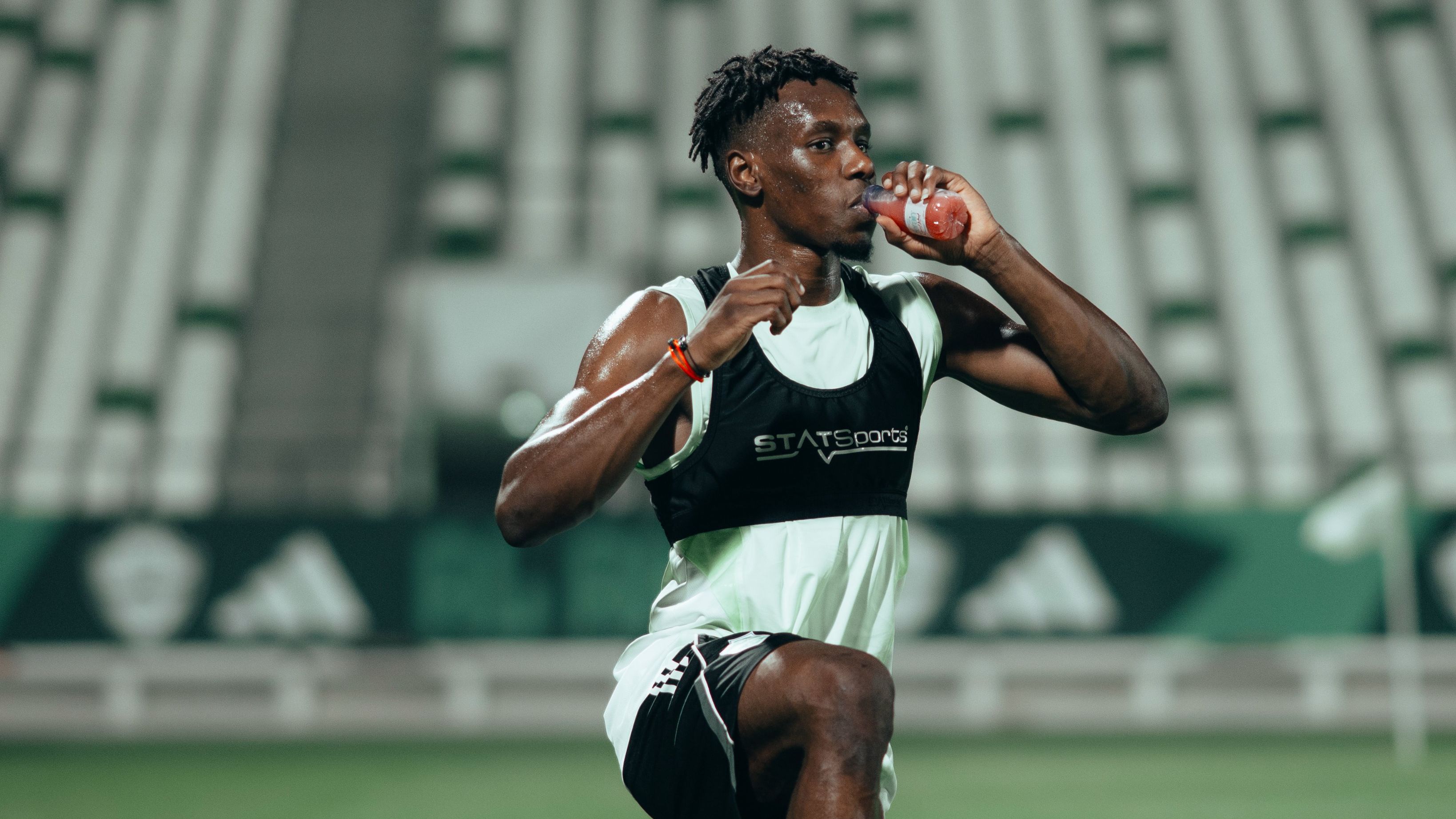 Zakaria Hawsawi زكريا هوساوي 