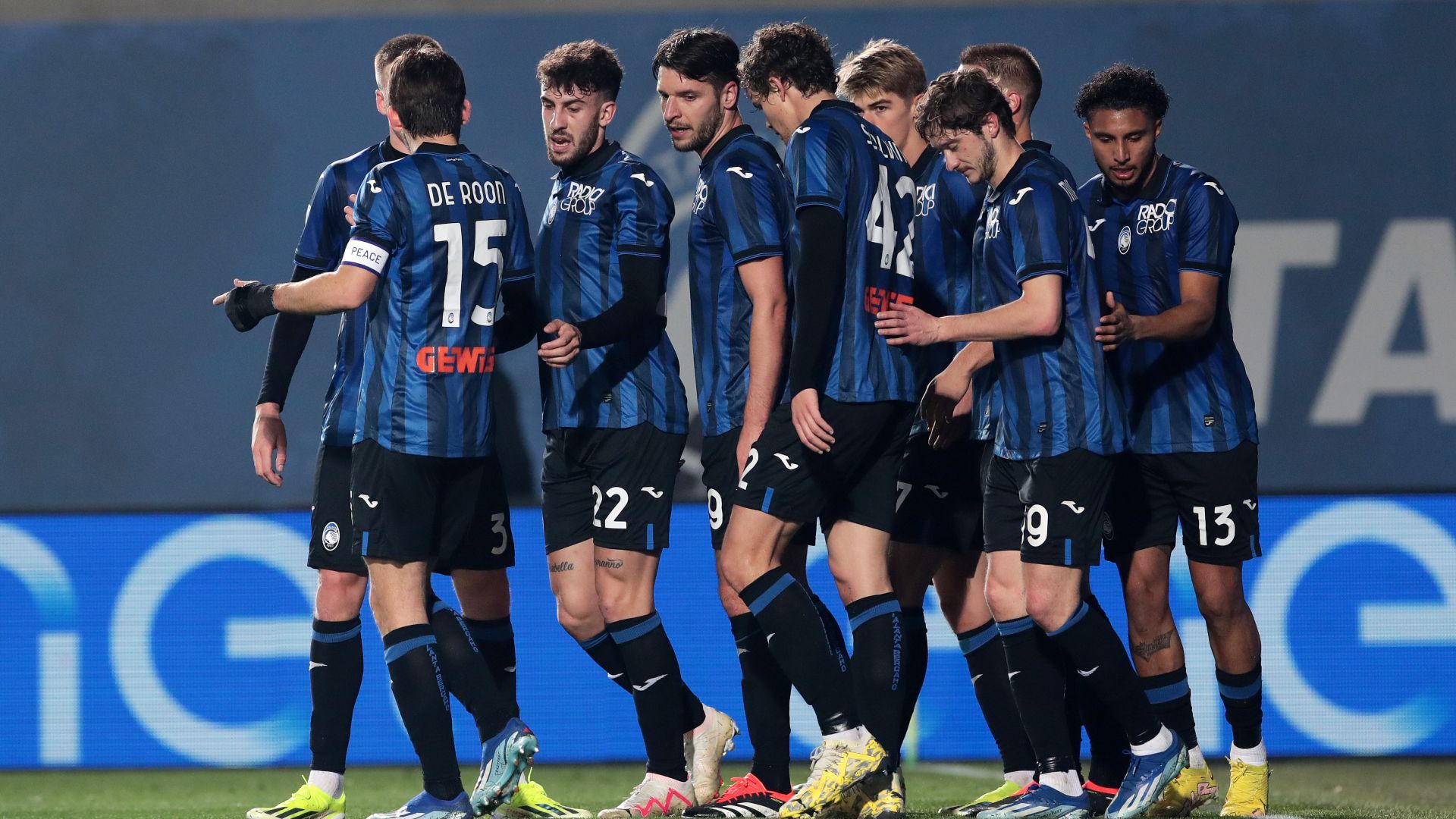 Atalanta players celebrating Atalanta Lazio Serie A