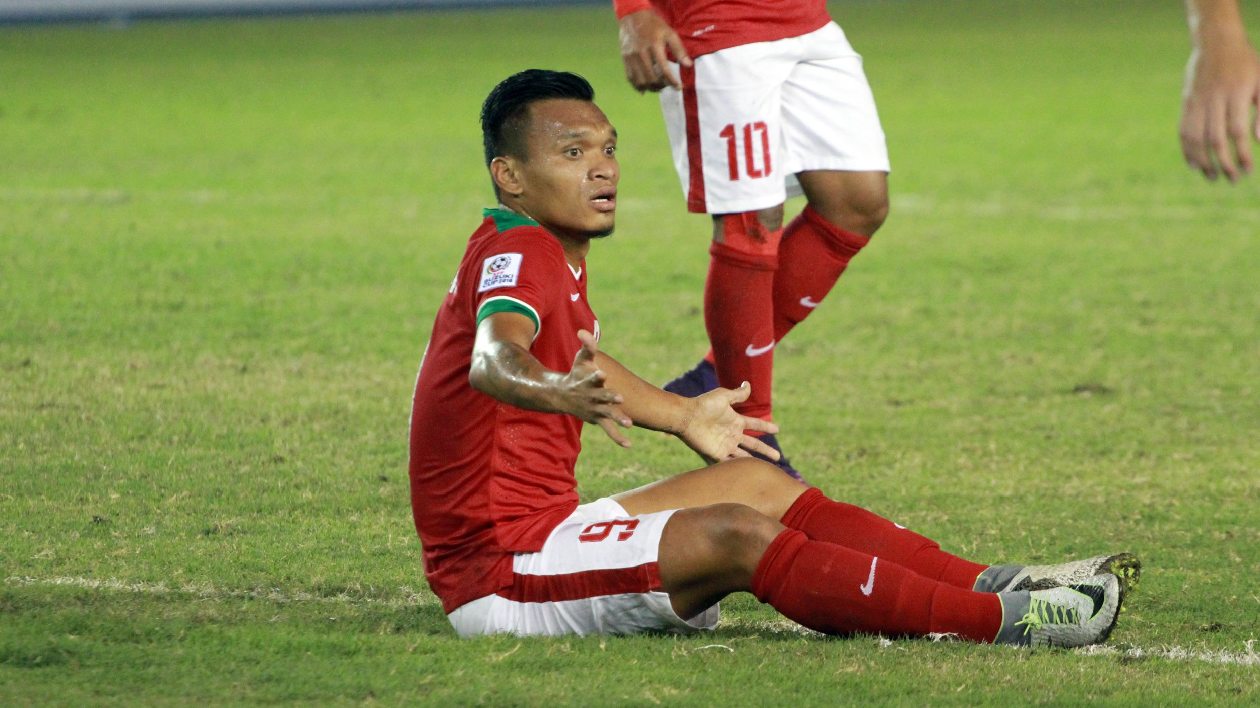 Ferdinand Sinaga - Indonesia & Filipina - AFF Suzuki Cup 2016