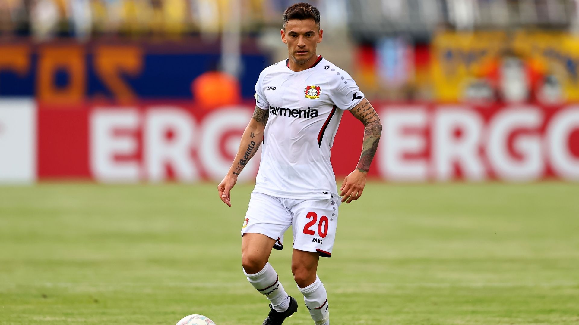 Charles Aránguiz Bayer Leverkusen