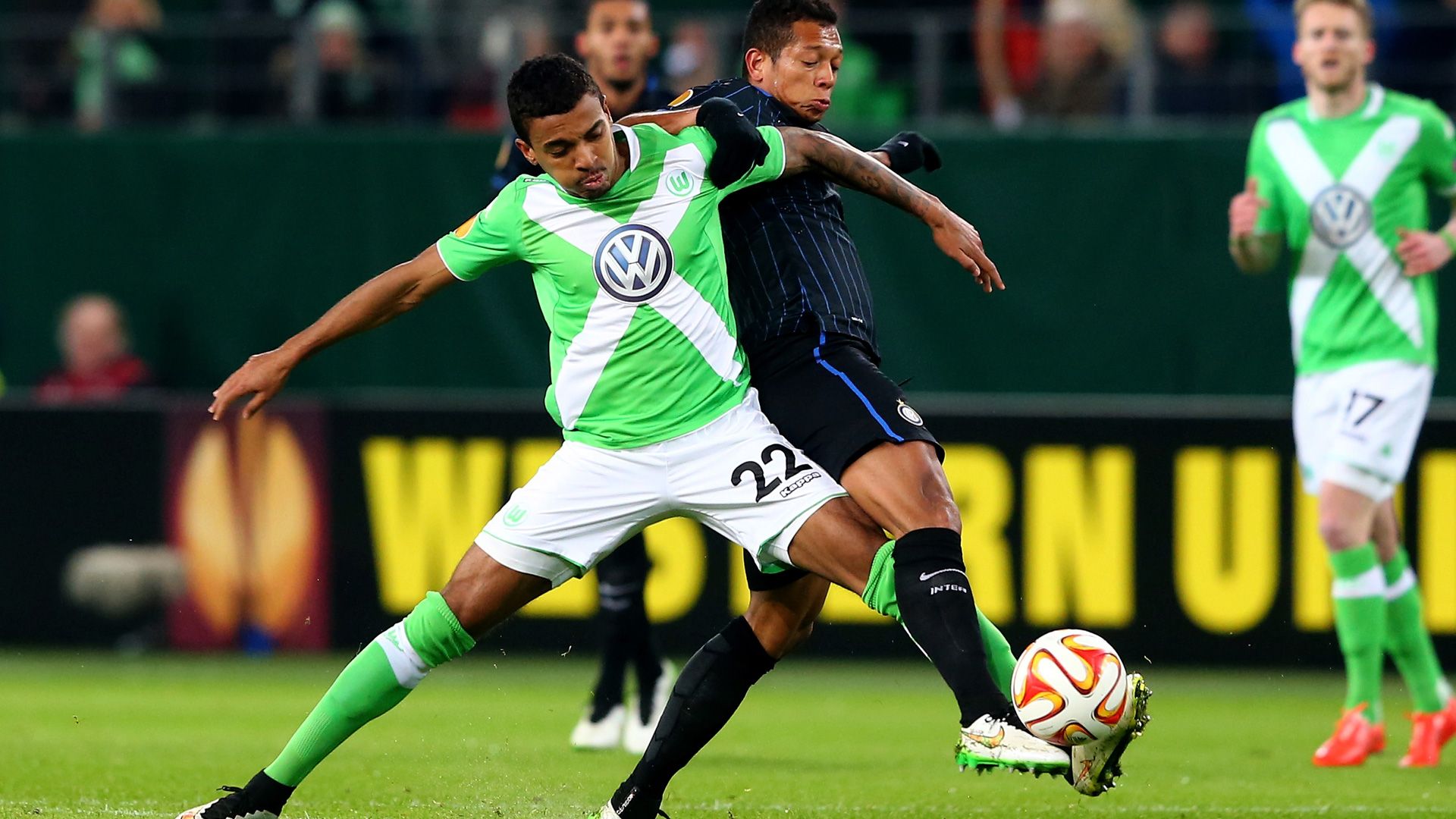 Luis Gustavo Fredy Guarin VfL Wolfsburg Inter Mailand Europa League 03122015