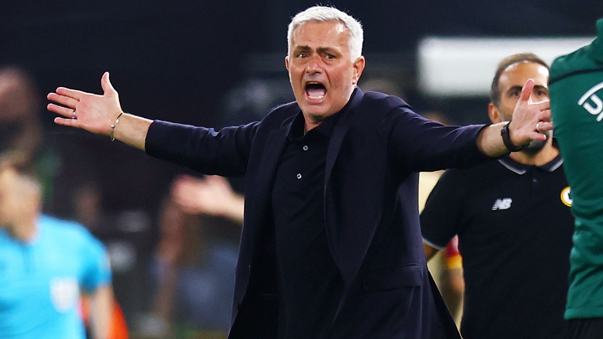 Mourinho Roma Feyenoord Conference League