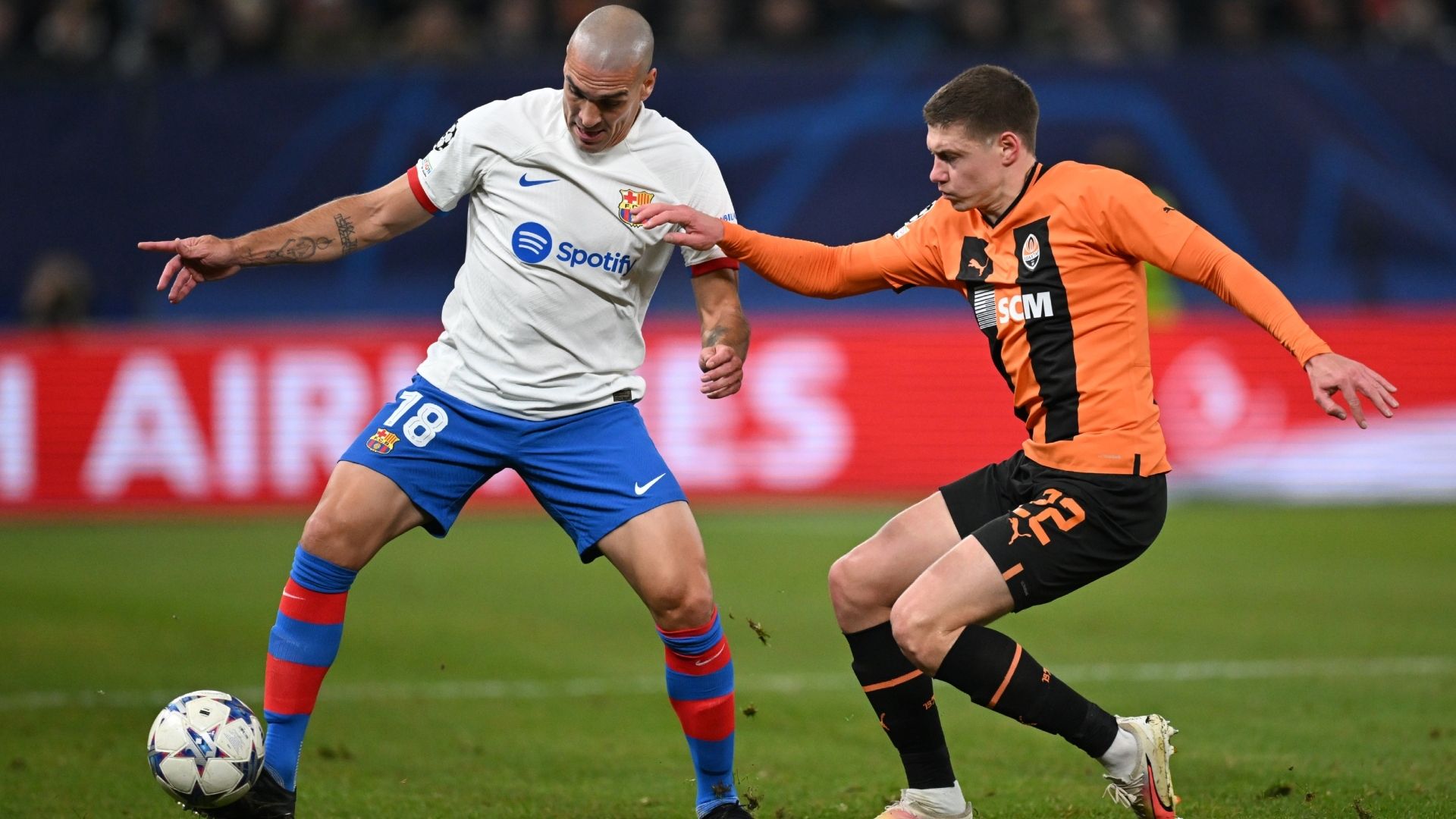 Oriol Romeu Shakhtar Donetsk Barcelona Champions League 2023-24
