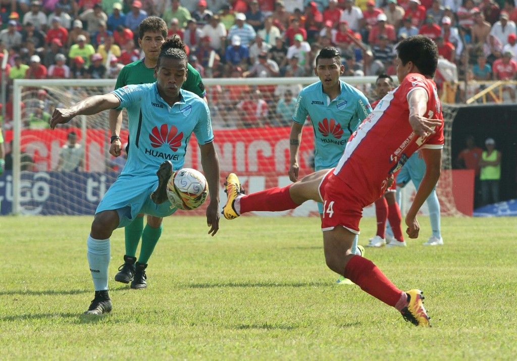 Leonel Morales, Bolívar