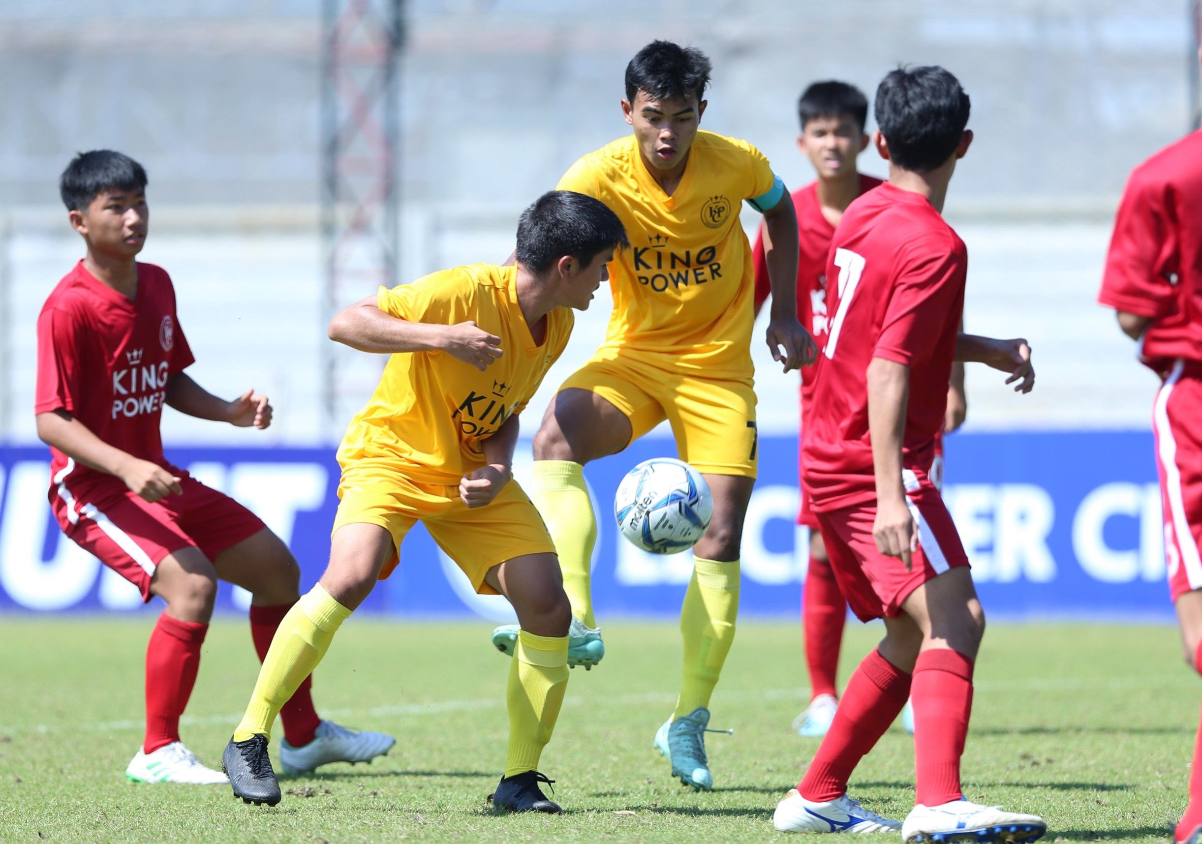 คิง เพาเวอร์ คัพ 27/11/2019