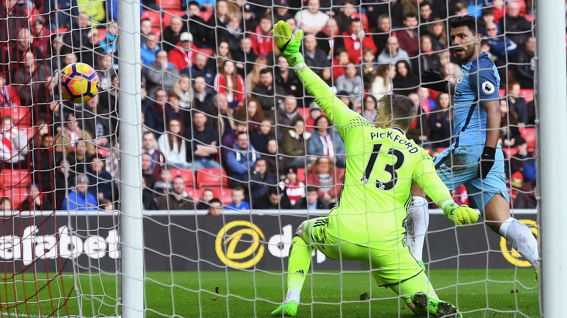 Sergio Aguero Jordan Pickford Sunderland Manchester City Premier League 05032017