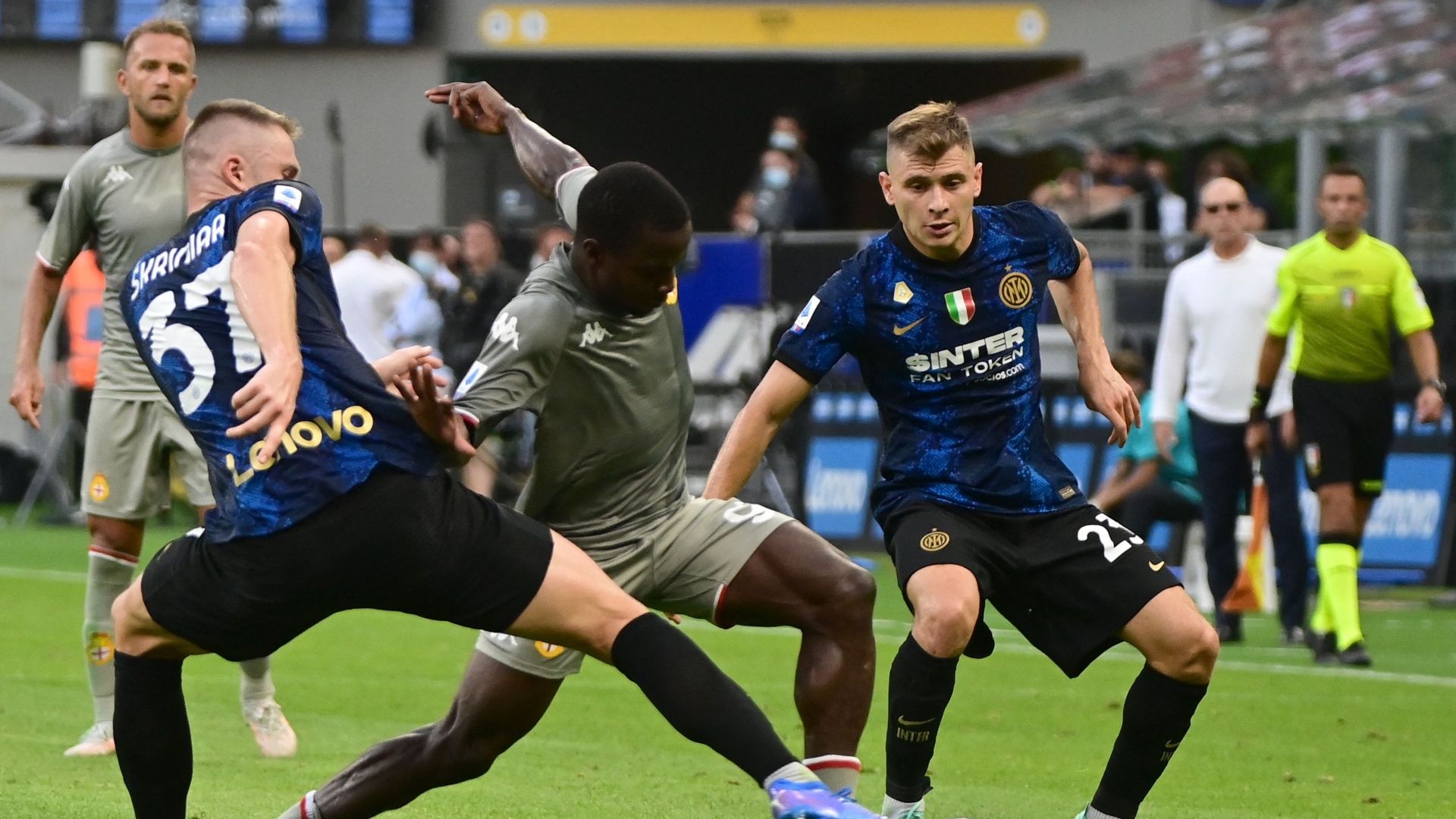 210821 Inter Genoa Nicolo Barella y Milan Skriniar