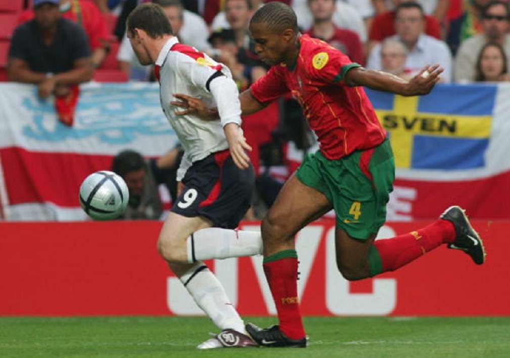 Injury Wayne Rooney England Portugal Euro 2004