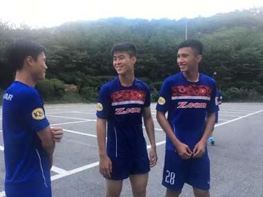 U22 Việt Nam tập luyện tại Hàn Quốc 1/8