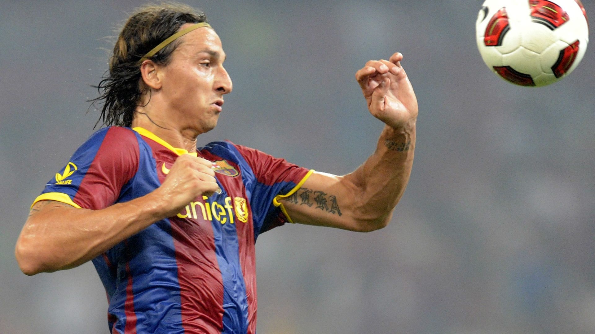 Zlatan Ibrahimovic Barcelona Beijing Guoan 08082010