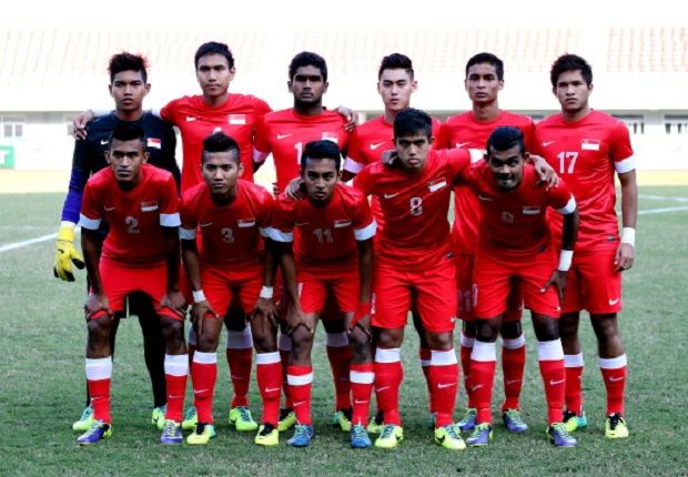Team photo Singapore U23 SEA Games 12212013