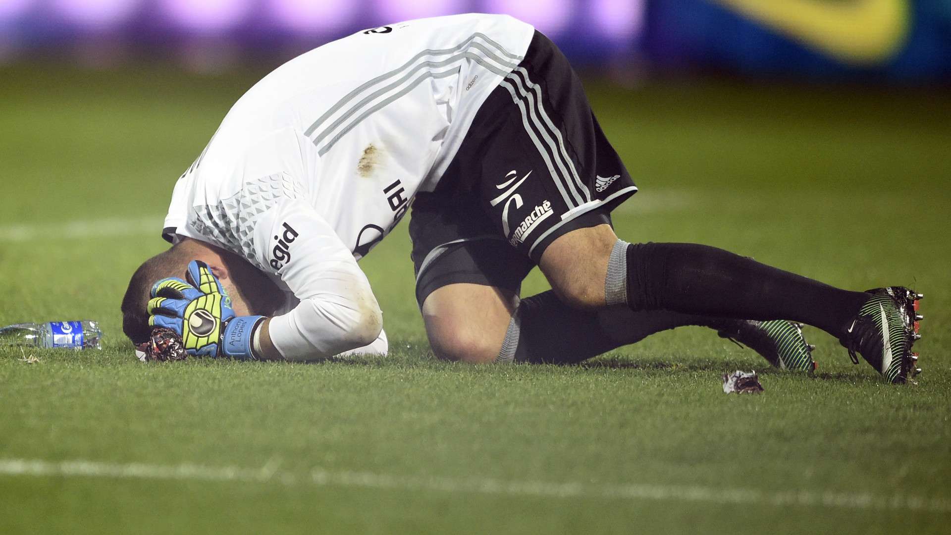 anthony lopes - cropped