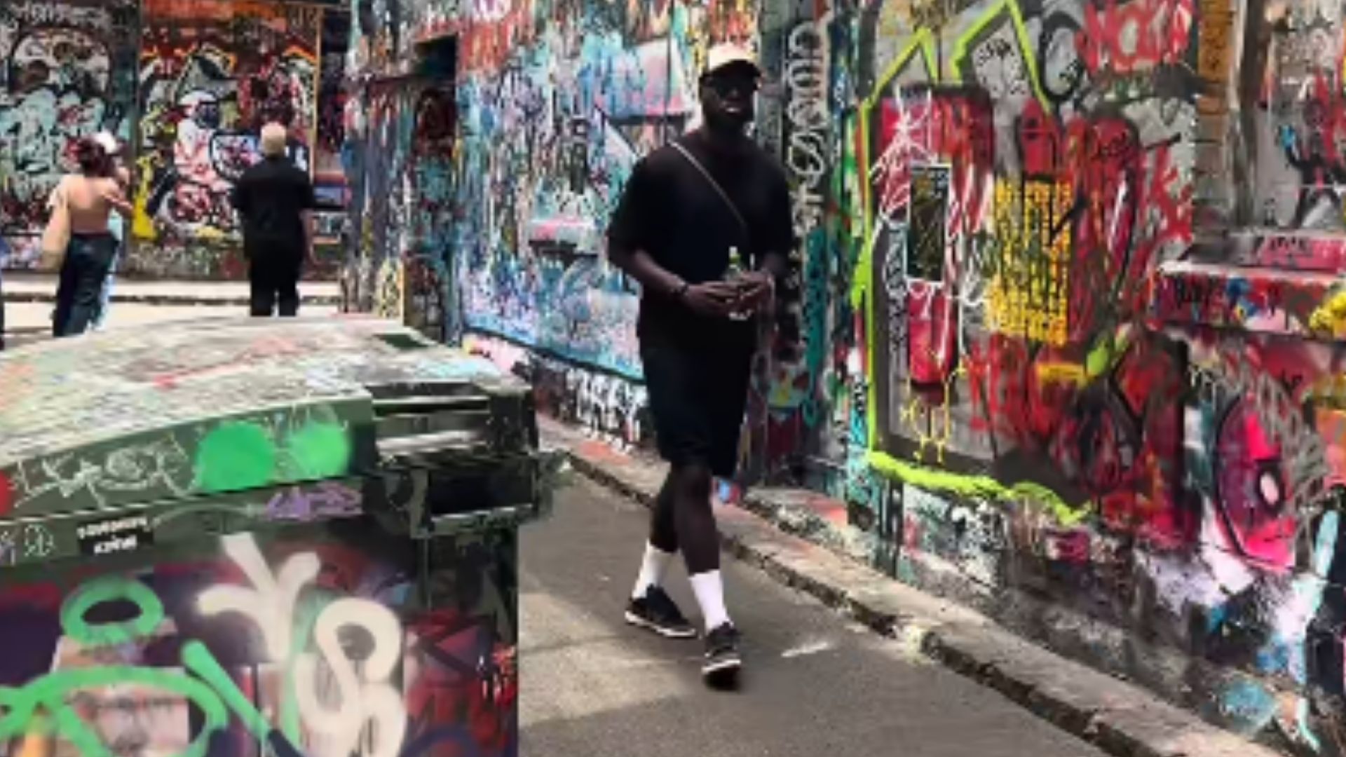 Ayo Obileye China