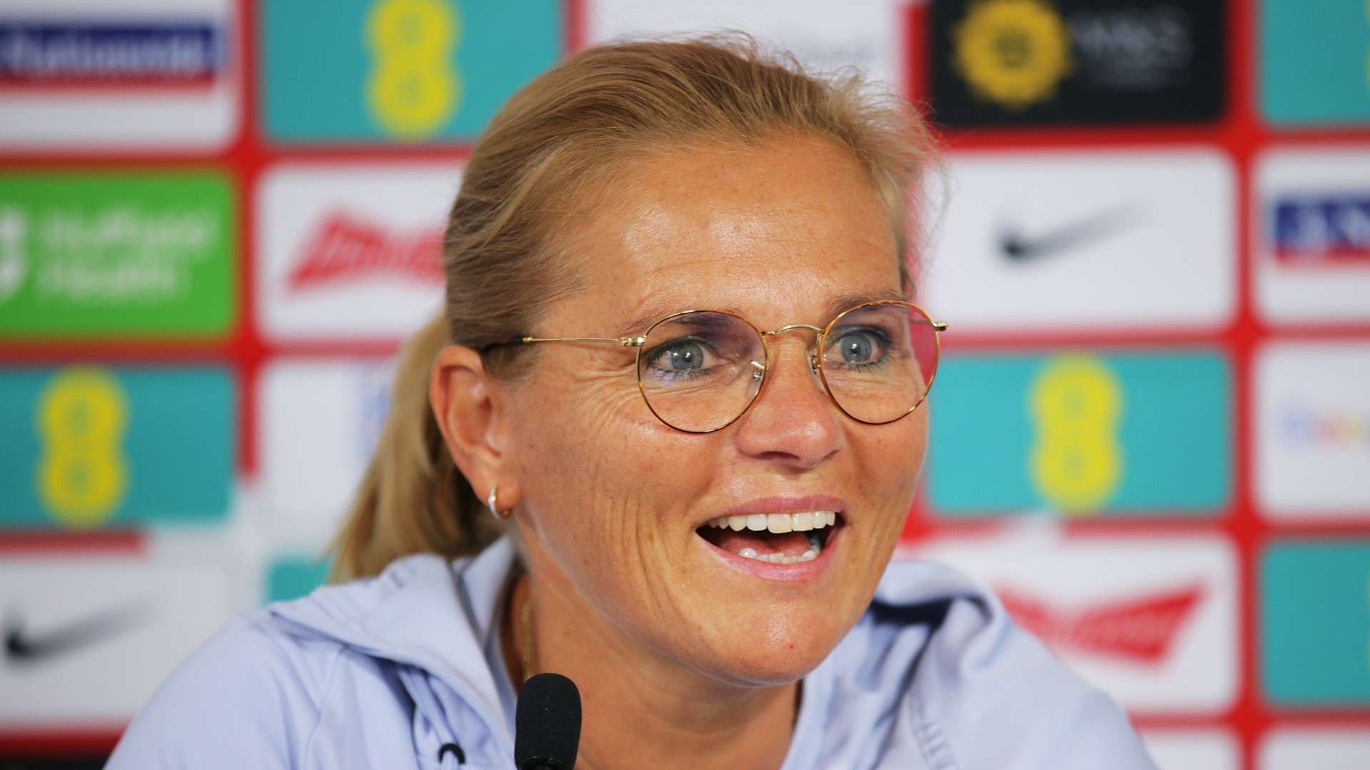 Sarina Wiegman England 2022-23