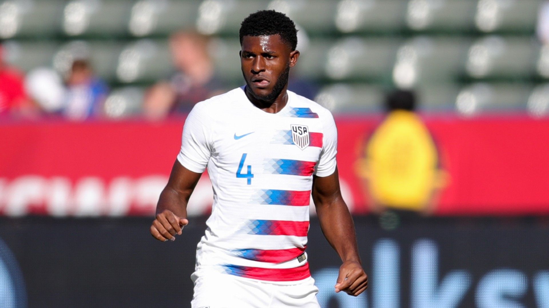 Mark McKenzie USMNT 2020