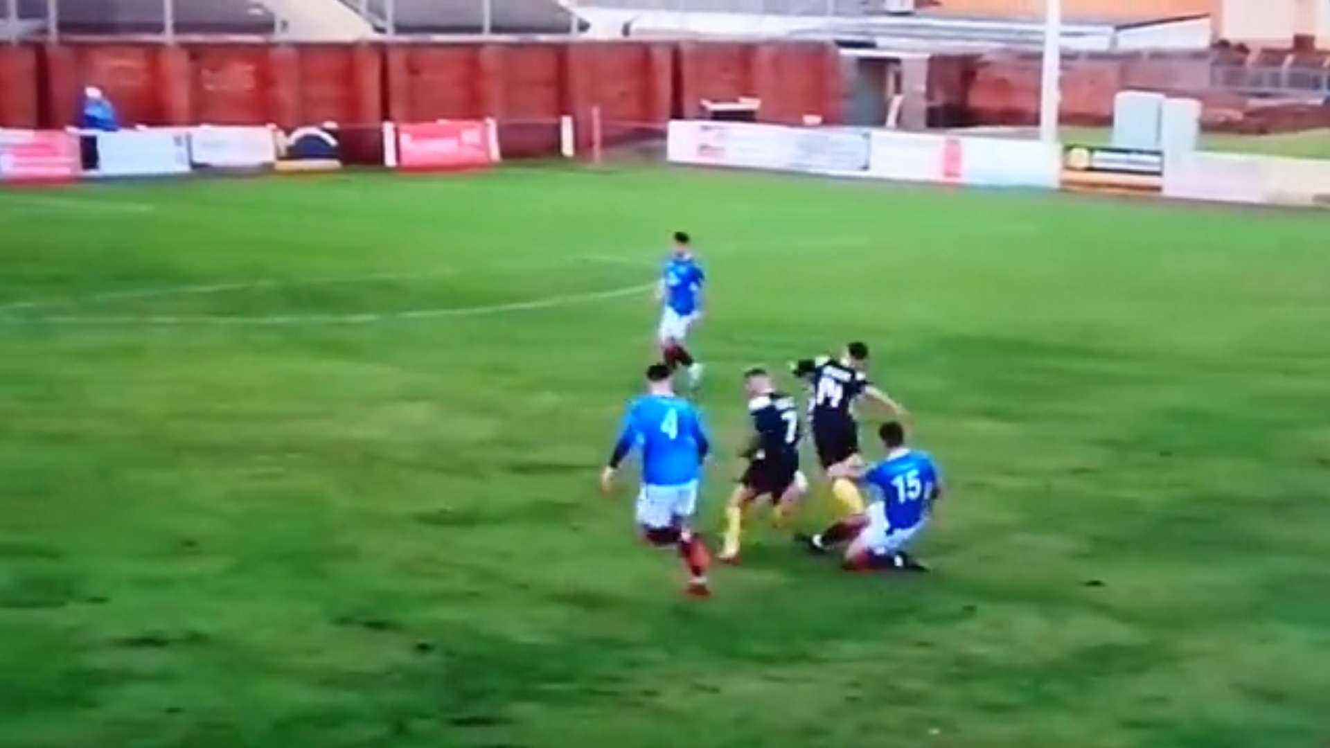 Tacle Irvine Meadow Blantyre Victoria Ecosse