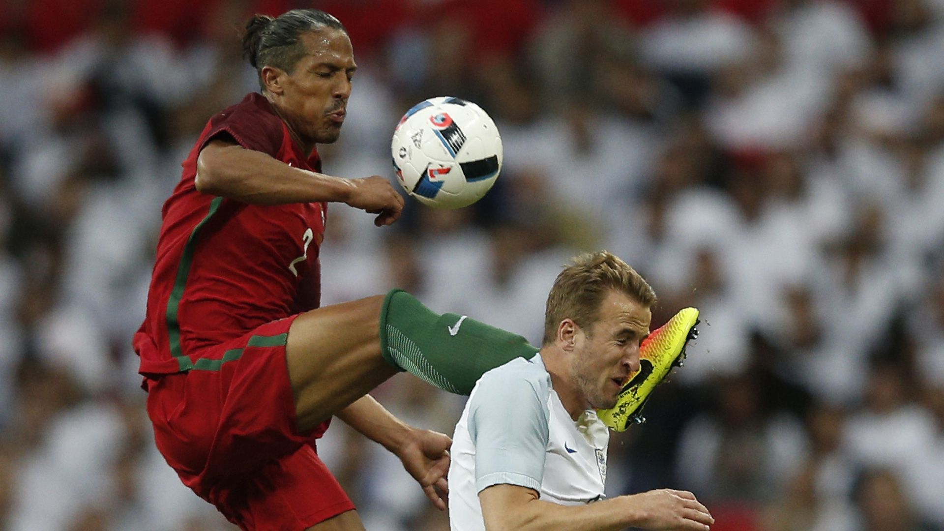 Bruno Alves Harry Kane England Portugal 06022016