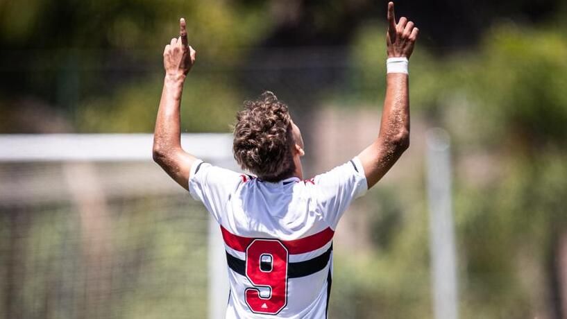 Atacante Nicolas Francisco São Paulo