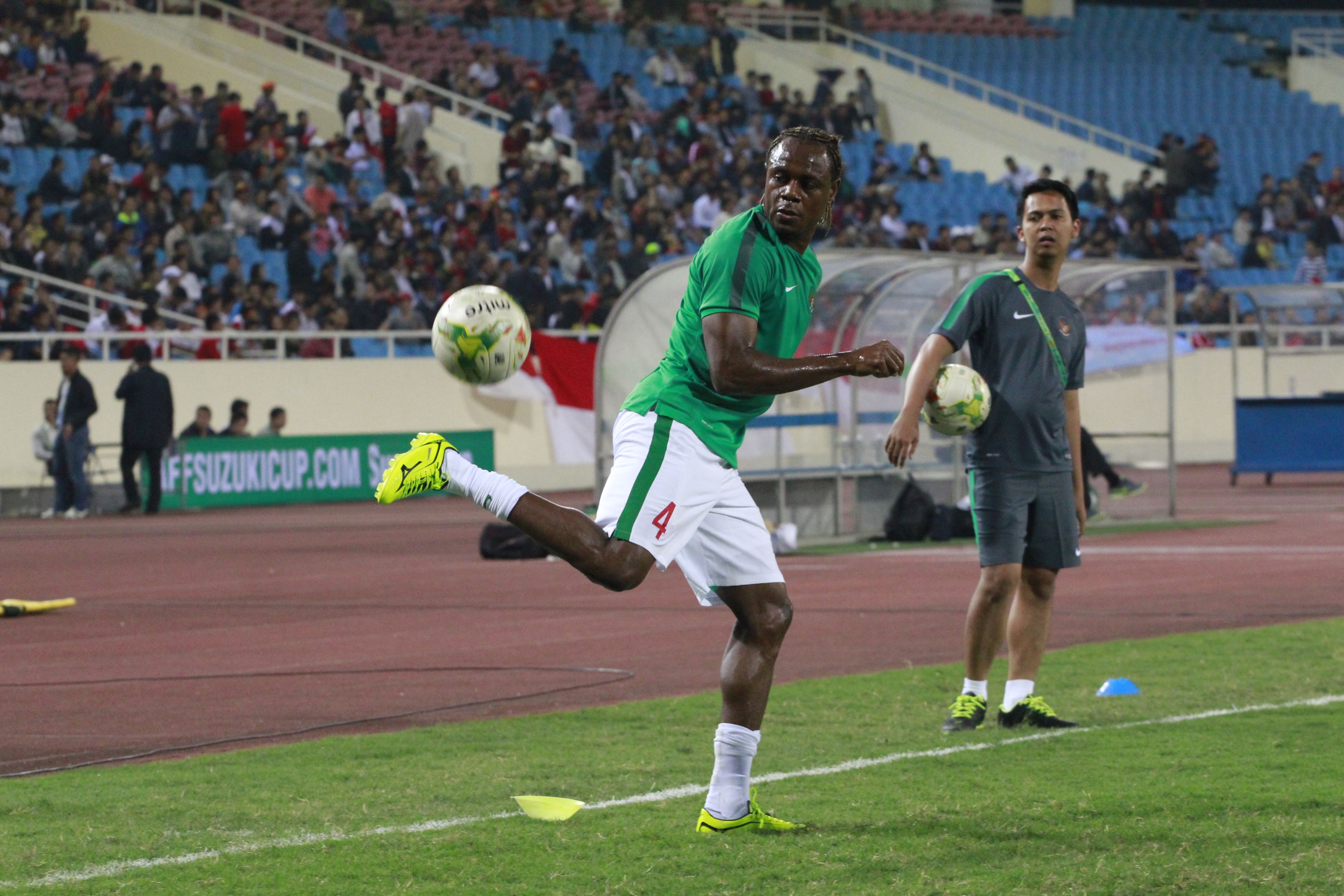 Victor Igbonefo - Indonesia